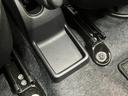 衝突被害軽減ブレーキ　コーナーセンサー　Ｂｌｕｅｔｏｏｔｈ／ＵＳＢチューナー　バックカメラ（ナビ装着時用）　オートライト　キーレスエントリー　マニュアルレベリング　エコアイドル（滋賀県）の中古車