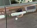 衝突被害軽減ブレーキ　フルセグナビ　Ｂｌｕｅｔｏｏｔｈ　ＤＶＤ再生　ＵＳＢ　バックカメラ　左側電動スライドドア　オートライト　オートエアコン　マニュアルレベリング　スマートキー　エコアイドル（滋賀県）の中古車