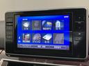 衝突被害軽減ブレーキ　スマアシ３　８型フルセグナビ　ＤＶＤ再生　Ｂｌｕｅｔｏｏｔｈ　ＵＳＢ　パノラマカメラ　ドラレコ　ＥＴＣ　シートヒーター　オートライト　オートエアコン　スマートキー　エコアイドル（滋賀県）の中古車