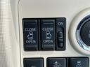 衝突被害軽減ブレーキ　フルセグナビ　ＤＶＤ再生　Ｂｌｕｅｔｏｏｔｈ　ＵＳＢ　パノラマカメラ　前後ドラレコ　両側電動スライドドア　ＬＥＤ　オートライト　オートエアコン　シートヒーター　エコアイドル（滋賀県）の中古車