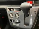 衝突被害軽減ブレーキ　コーナーセンサー　Ｂｌｕｅｔｏｏｔｈ／ＵＳＢチューナー　バックカメラ（ナビ装着時用）　オートライト　キーレスエントリー　マニュアルレベリング　エコアイドル（滋賀県）の中古車