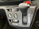 衝突被害軽減ブレーキ　コーナーセンサー　バックカメラ（ナビ装着時用）　オートライト　マニュアルレベリング　マニュアルエアコン　キーレスエントリー　エコアイドル（滋賀県）の中古車