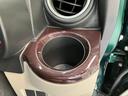 衝突被害軽減ブレーキ　コーナーセンサー　８型フルセグナビ　ＤＶＤ再生　Ｂｌｕｅｔｏｏｔｈ　ＵＳＢ　パノラマカメラ　前後ドラレコ　ＥＴＣ　前席シートヒーター　オートライト　オートエアコン　スマートキー（滋賀県）の中古車