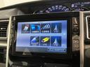 衝突被害軽減ブレーキ　８型フルセグナビ　Ｂｌｕｅｔｏｏｔｈ　ＤＶＤ　ＵＳＢ　Ｂカメラ　フリップダウンモニター　ドラレコ　ＥＴＣ　両側電動スライドドア　ＬＥＤ　オートエアコン　スマートキー　エコアイドル（滋賀県）の中古車