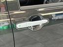 衝突被害軽減ブレーキ　コーナーセンサー　フルセグナビ　ＤＶＤ再生　Ｂｌｕｅｔｏｏｔｈ　バックカメラ　オートライト　キーレスエントリー　マニュアルレベリング　エコアイドル（滋賀県）の中古車