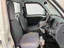 パートタイム４ＷＤ　５速マニュアルミッション車　ＡＭ／ＦＭラジオ　マニュアルレベリング　ゲートプロテクター　テールゲートチェーン（滋賀県）の中古車