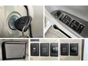 衝突被害軽減ブレーキ　ナビ　ＤＶＤ再生　Ｂｌｕｅｔｏｏｔｈ　ＵＳＢ　バックカメラ　ＥＴＣ　電動格納式ミラー　マニュアルレベリング　キーレスエントリー　両側スライドドア　エコアイドル　フルタイム４ＷＤ（滋賀県）の中古車