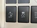 衝突被害軽減ブレーキ　ナビ　ＤＶＤ再生　Ｂｌｕｅｔｏｏｔｈ　ＵＳＢ　バックカメラ　ＥＴＣ　電動格納式ミラー　マニュアルレベリング　キーレスエントリー　両側スライドドア　エコアイドル　フルタイム４ＷＤ（滋賀県）の中古車