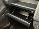 衝突被害軽減ブレーキ　コーナーセンサー　フルセグナビ　ＤＶＤ再生　Ｂｌｕｅｔｏｏｔｈ　ＵＳＢ　バックカメラ　ドラレコ　前席シートヒーター　電動パーキングブレーキ　ＬＥＤ　オートエアコン　スマートキー（滋賀県）の中古車
