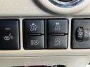 衝突被害軽減ブレーキ　フルセグナビ　ＤＶＤ　Ｂｌｕｅｔｏｏｔｈ　ＵＳＢ　バックカメ　ドラレコ　ＥＴＣ　シートヒーター　ＬＥＤ　オートライト　オートエアコン　スマートキー　タイヤ４本新品交換済み（滋賀県）の中古車