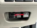 衝突被害軽減ブレーキ　フルセグナビ　ＤＶＤ　Ｂｌｕｅｔｏｏｔｈ　ＵＳＢ　バックカメラ　ドラレコ　ＥＴＣ　シートヒーター　ＬＥＤ　オートライト　オートエアコン　スマートキー　タイヤ４本新品交換済み（滋賀県）の中古車