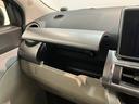 衝突被害軽減ブレーキ　フルセグナビ　ＤＶＤ再生　Ｂｌｕｅｔｏｏｔｈ　ＵＳＢ　バックカメラ　ＥＴＣ　ＬＥＤ　オートライト　オートエアコン　電動格納式ミラー　スマートキー　エコアイドル（滋賀県）の中古車