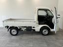 衝突被害軽減ブレーキ　コーナーセンサー　パートタイム４ＷＤ　ＡＭ／ＦＭラジオ　マニュアルエアコン　マニュアルレベリング　オートライト　ストロング防錆仕様（滋賀県）の中古車