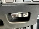 衝突被害軽減ブレーキ　フルセグナビ　ＤＶＤ　Ｂｌｕｅｔｏｏｔｈ　ＵＳＢ　バックカメラ　ＥＴＣ　シートヒーター　ＬＥＤ　オートライト　オートエアコン　スマートキー　エコアイドル　タイヤ４本新品交換済（滋賀県）の中古車