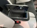 衝突被害軽減ブレーキ　フルセグナビ　ＤＶＤ　Ｂｌｕｅｔｏｏｔｈ　ＵＳＢ　バックカメラ　ＥＴＣ　シートヒーター　ＬＥＤ　オートライト　オートエアコン　スマートキー　エコアイドル　タイヤ４本新品交換済（滋賀県）の中古車