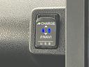 衝突被害軽減ブレーキ　コーナーセンサー　フルセグナビ　Ｂｌｕｅｔｏｏｔｈ　ＤＶＤ　ＵＳＢ　Ｂカメラ　ドラレコ　ＥＴＣ　両側電動スライドドア　シートヒーター　ＬＥＤ　スマートキー　タイヤ４本新品交換済（滋賀県）の中古車