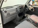エアコン　パワステ　ＡＭ／ＦＭラジオ　マニュアルレベリング　パートタイム４ＷＤ　５速マニュアルミッション車（滋賀県）の中古車