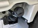衝突被害軽減ブレーキ　エアコン　パワステ　オートライト　マニュアルレベリング　ＡＭ／ＦＭラジオ　ゲートプロテクター　ガードフレームプロテクター　キャビンバックプロテクター　タイヤ４本新品交換済み（滋賀県）の中古車