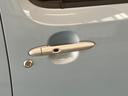 ワンセグナビ　バックカメラ　ＥＴＣ車載器　オートエアコン　スマートキー　電動格納式ミラー　マニュアルレベリング　エコアイドル　テンパータイヤ　ルーフレール　セキュリティアラーム（滋賀県）の中古車