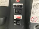 福祉車両　車いす乗降車　ＣＤステレオ　両側スライドドア　ＬＥＤヘッドライト　オートライト　マニュアルレベリング　キーレスエントリー（滋賀県）の中古車