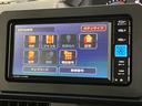 衝突被害軽減ブレーキ　コーナーセンサー　フルセグナビ　Ｂｌｕｅｔｏｏｔｈ　ＤＶＤ再生　ＵＳＢ　バックカメラ　前後ドラレコ　両側電動スライドドア　前席シートヒーター　ＬＥＤ　オートライト　スマートキー（滋賀県）の中古車