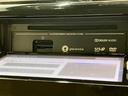 衝突被害軽減ブレーキ　フルセグナビ　ＤＶＤ再生　Ｂｌｕｅｔｏｏｔｈ　ＵＳＢ　パノラマ　ＥＴＣ　ＨＩＤ　オートライト　オートエアコン　電動格納式ミラー　スマートキー　エコアイドル　タイヤ４本新品交換済み（滋賀県）の中古車