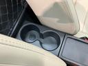 フルセグナビ　ＤＶＤ再生　Ｂｌｕｅｔｏｏｔｈ　ＵＳＢ　ＥＴＣ車載器　パドルシフト　ＭＯＭＯ製ハンドル　ＢＢＳ製アルミホイール　シートヒーター　ＬＥＤ　オートライト　オートエアコン　スマートキー（滋賀県）の中古車