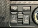 衝突被害軽減ブレーキ　コーナーセンサー　フルセグナビ　Ｂｌｕｅｔｏｏｔｈ　ＤＶＤ再生　ＵＳＢ　バックカメラ　ドラレコ　両側電動スライドドア　前席シートヒーター　ＬＥＤ　オートライト　スマートキー（滋賀県）の中古車