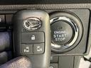 衝突被害軽減ブレーキ　コーナーセンサー　フルセグナビ　ＤＶＤ再生　Ｂｌｕｅｔｏｏｔｈ　ＵＳＢ　パノラマカメラ　前後ドラレコ　両側電動スライドドア　ＬＥＤ　前席シートヒーター　オートエアコン　４ＷＤ（滋賀県）の中古車