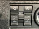 衝突被害軽減ブレーキ　コーナーセンサー　９型ディスプレイオーディオ　フルセグ　Ｂｌｕｅｔｏｏｔｈ　ＵＳＢ　バックカメラ　前後ドラレコ　両側電動スライドドア　前席シートヒーター　ＬＥＤ　ワイヤレス充電器（滋賀県）の中古車