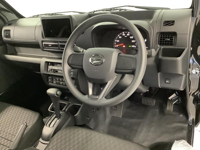 ハイゼットトラックＥＸＴ　４ＷＤ　ＣＶＴ　リアコーナーセンサ　スマートアシスト４ＷＤ　ＣＶＴ　リアコーナーセンサー　オートライト　３方開　エアコン　パワステ　Ｗエアバック　フォグライト　パワーウインドウ　作業灯　デフロック　スペアタイヤ付き　電動格納ドアミラー　スマートアシスト（兵庫県）の中古車