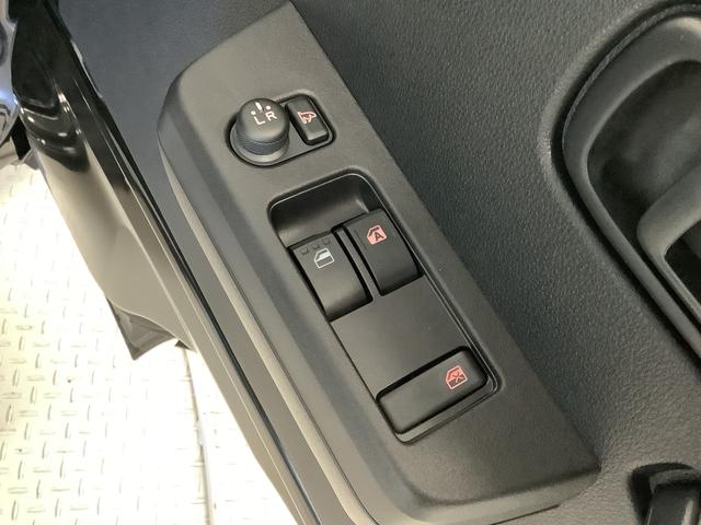 ハイゼットトラックＥＸＴ　４ＷＤ　ＣＶＴ　リアコーナーセンサ　スマートアシスト４ＷＤ　ＣＶＴ　リアコーナーセンサー　オートライト　３方開　エアコン　パワステ　Ｗエアバック　フォグライト　パワーウインドウ　作業灯　デフロック　スペアタイヤ付き　電動格納ドアミラー　スマートアシスト（兵庫県）の中古車