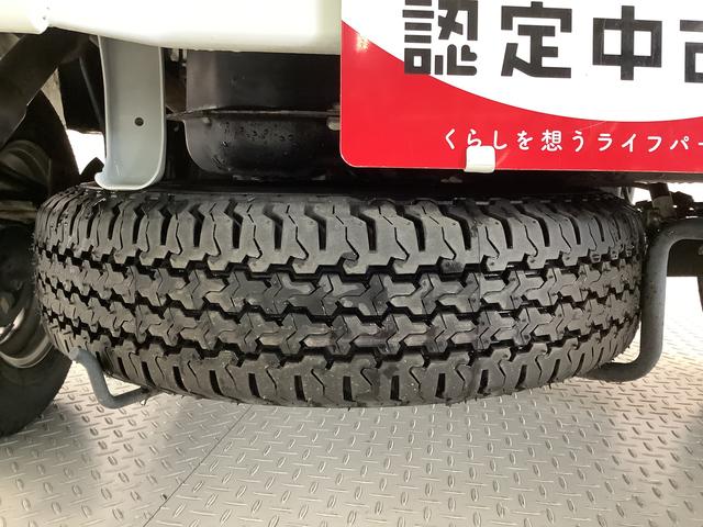 ハイゼットトラックジャンボＳＡIIIｔ　４ＷＤ　ＡＴ　ＬＥＤヘッドライト走行無制限１年保証　ＬＥＤヘッドライト　４ＷＤ　ＡＴ車　３方開　ゲートプロテクター　横滑り防止装置　ドアバイザー　ヘッドライトレベライザー　フォグランプ　アクセサリーソケット　スペアタイヤ（兵庫県）の中古車