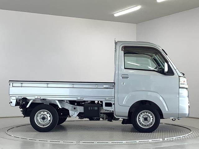 ハイゼットトラックＥＸＴ　４ＷＤ　ＡＴ　ワンオーナー　ＣＤオーディオ　３方開走行無制限１年保証　ワンオーナー　４ＷＤ　ＡＴ車　ＣＤオーディオ　３方開　荷台作業灯　ゲートプロテクター　ツールボックス　アイドリングストップ　ドアバイザー　ヘッドライトレベライザー　バッテリーカバー（兵庫県）の中古車