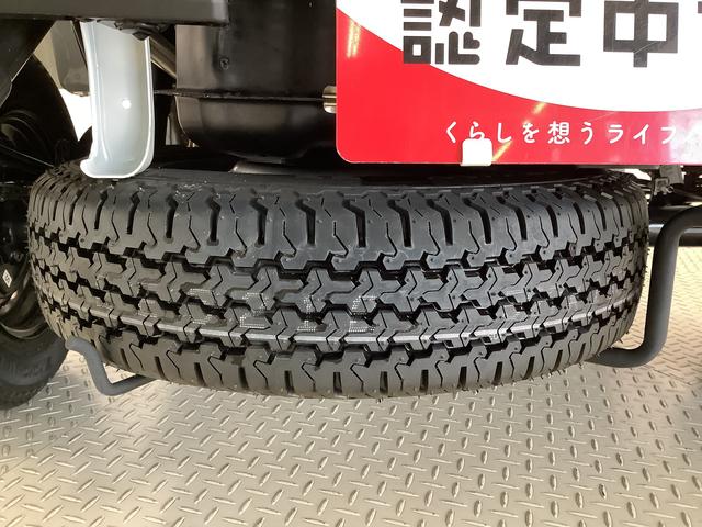 ハイゼットトラックスタンダード　４ＷＤ　ＣＶＴ　前後コーナーセンサー　３方開走行無制限１年保証　前後コーナーセンサー　４ＷＤ　ＣＶＴ車　３方開　オートマチックハイビーム　アイドリングストップ　横滑り防止装置　オートライト　ヘッドライトレベライザー　ラジオ　スマートアシスト（兵庫県）の中古車