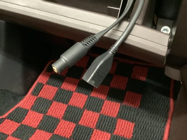 コペンローブ　ターボ　ＣＶＴ　ナビＴＶ　ＥＴＣ　バックカメラ１年保証　ナビＴＶ　ＥＴＣ　バックカメラ　シートヒーター　ＣＶＴ車　ＵＳＢ　Ｂｌｕｅｔｏｏｔｈ　ＬＥＤヘッドライト　アイドリングストップ　横滑り防止装置　オートエアコン　１６インチ純正アルミホイール（兵庫県）の中古車