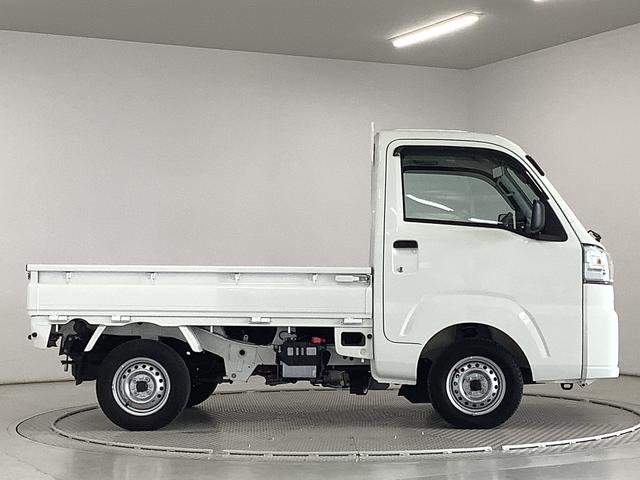 ハイゼットトラックスタンダード　４ＷＤ　５ＭＴ　前後コーナーセンサー　ラジオ走行無制限１年保証　前後コーナーセンサー　４ＷＤ　ＭＴ車　３方開　アイドリングストップ　横滑り防止装置　オートライト　ヘッドライトレベライザー　アクセサリーソケット　スペアタイヤ　ラジオ（兵庫県）の中古車