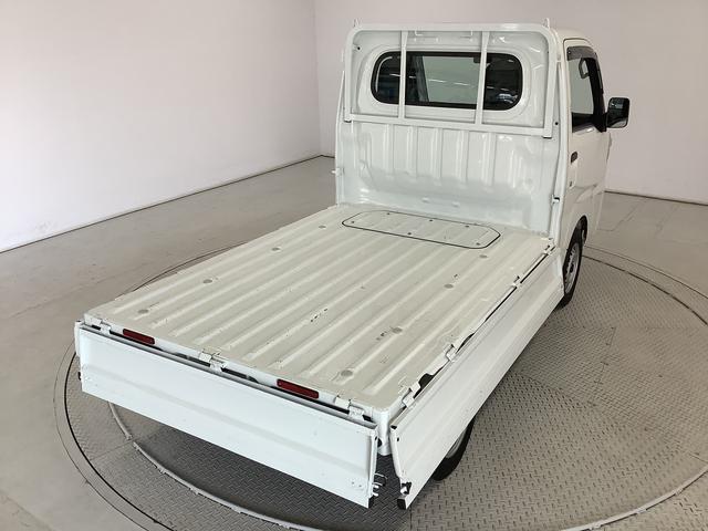 ハイゼットトラックスタンダード　４ＷＤ　５ＭＴ　前後コーナーセンサー　ラジオ走行無制限１年保証　前後コーナーセンサー　４ＷＤ　ＭＴ車　３方開　アイドリングストップ　横滑り防止装置　オートライト　ヘッドライトレベライザー　アクセサリーソケット　スペアタイヤ　ラジオ（兵庫県）の中古車