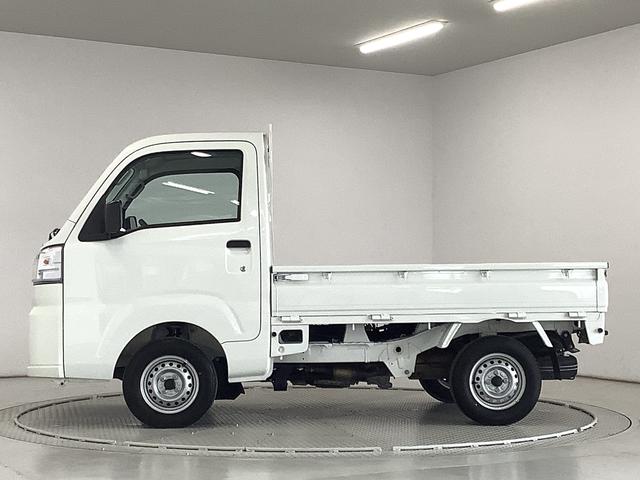 ハイゼットトラックスタンダード　４ＷＤ　ＣＶＴ　バックソナー　横滑り防止装置走行無制限１年保証　４ＷＤ　バックソナー　ＣＶＴ車　３方開　アイドリングストップ　横滑り防止装置　オートライト　ヘッドライトレベライザー　アクセサリーソケット　スペアタイヤ　バッテリーカバー（兵庫県）の中古車
