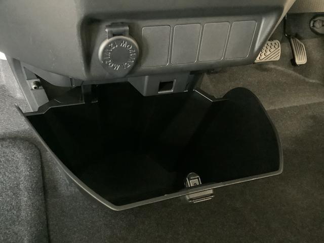 トールカスタムＧ　クルコン　両側電動スライド　コーナーセンサー走行無制限１年保証　両側電動スライドドア　アダプティブクルーズコントロール　前後コーナーセンサー　オートマチックハイビーム　ＬＥＤヘッドライト　オートブレーキホールド　１４インチ純正アルミホイール（兵庫県）の中古車