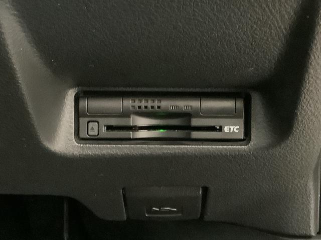 ウィッシュ１．８Ｓ　ワンオーナー　ナビ　ドラレコ　ＥＴＣ　パドルシフト１年保証　ワンオーナー　ナビＴＶ　ＥＴＣ　ドラレコ　Ｂｌｕｅｔｏｏｔｈ　ＨＩＤヘッドライト　キーレスエントリー　横滑り防止装置　オートライト　パドルシフト　７人乗り　１６インチアルミホイール（兵庫県）の中古車