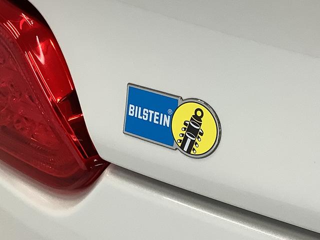 コペンローブ　Ｓ　ターボ　ＣＶＴ　ＣＤオーディオ　パドルシフト走行無制限１年保証　ＣＶＴ　パドルシフト　ＣＤオーディオ　ＵＳＢ　シートヒーター　ＬＥＤヘッドライト　プッシュスタート　横滑り防止装置　レカロシート　ビルシュタイン　１６インチ純正アルミホイール（兵庫県）の中古車