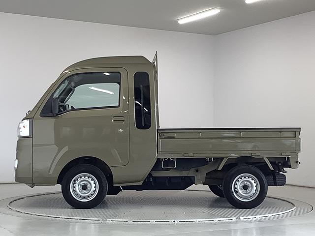 ハイゼットトラックジャンボＳＡIIIｔ　５ＭＴ　ＣＤオーディオ　バックソナー走行無制限１年保証　バックソナー　ＭＴ車　ＣＤオーディオ　３方開　荷台作業灯　ゲートプロテクター　ＬＥＤヘッドライト　横滑り防止装置　オートライト　フォグランプ　アクセサリーソケット　スペアタイヤ（兵庫県）の中古車