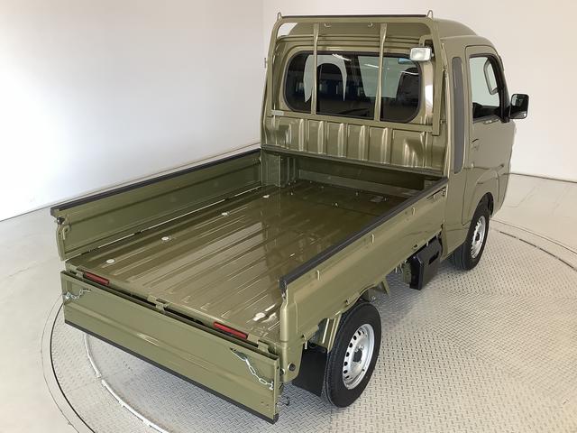 ハイゼットトラックジャンボＳＡIIIｔ　５ＭＴ　ＣＤオーディオ　バックソナー走行無制限１年保証　バックソナー　ＭＴ車　ＣＤオーディオ　３方開　荷台作業灯　ゲートプロテクター　ＬＥＤヘッドライト　横滑り防止装置　オートライト　フォグランプ　アクセサリーソケット　スペアタイヤ（兵庫県）の中古車
