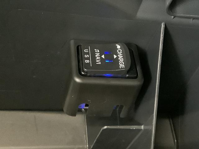 コペンセロ　ターボ　ワンオーナー　ＣＶＴ　ナビＴＶ　ドラレコ１年保証　ワンオーナー　ナビＴＶ　ＥＴＣ　ドラレコ　バックカメラ　ＣＶＴ車　シートヒーター　ＵＳＢ　Ｂｌｕｅｔｏｏｔｈ　ＬＥＤヘッドライト　プッシュスタート　１６インチ純正ＢＢＳアルミホイール（兵庫県）の中古車