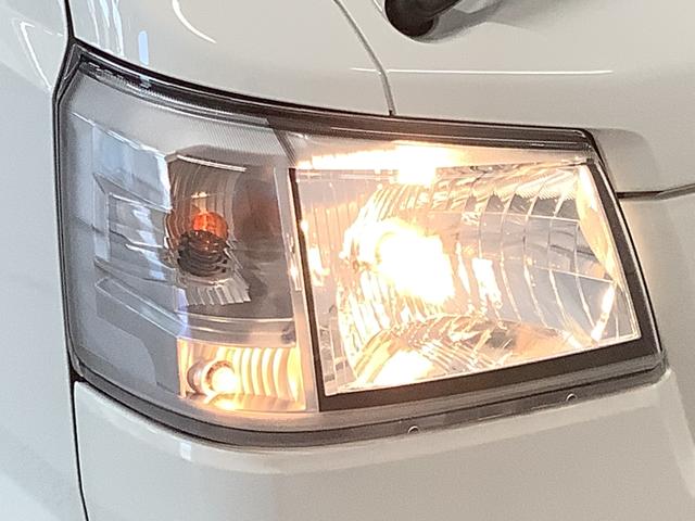 ハイゼットトラックスタンダード　４ＷＤ　５ＭＴ　前後コーナーセンサー　ラジオ走行無制限１年保証　前後コーナーセンサー　４ＷＤ　ＭＴ車　３方開　オートマチックハイビーム　アイドリングストップ　横滑り防止装置　オートライト　ヘッドライトレベライザー　アクセサリーソケット　ラジオ（兵庫県）の中古車