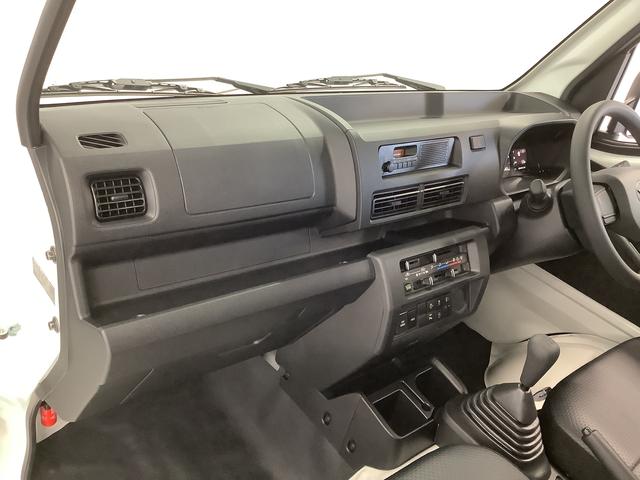 ハイゼットトラックスタンダード　４ＷＤ　５ＭＴ　前後コーナーセンサー　ラジオ走行無制限１年保証　前後コーナーセンサー　４ＷＤ　ＭＴ車　３方開　オートマチックハイビーム　アイドリングストップ　横滑り防止装置　オートライト　ヘッドライトレベライザー　アクセサリーソケット　ラジオ（兵庫県）の中古車
