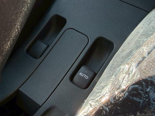 コペンエクスプレイ　オートマ　１６インチ純正アルミホイール走行無制限１年保証　シートヒーター　ＣＶＴ　ＬＥＤヘッドライト　１６インチ純正アルミホイール　スマートキー　プッシュスタート　横滑り防止装置　アイドリングストップ（兵庫県）の中古車