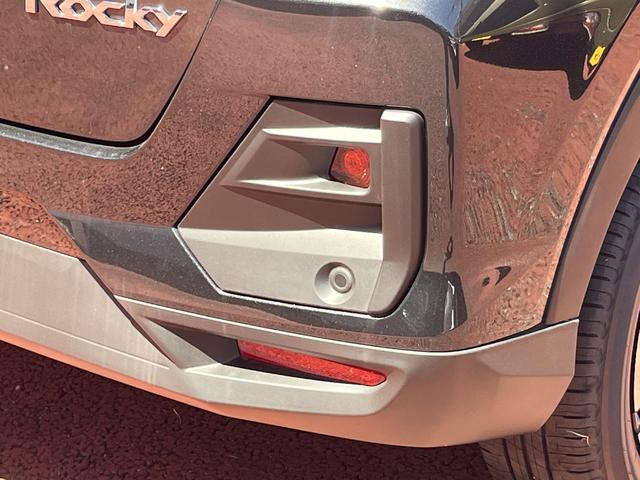 ロッキープレミアムＧ　前後コーナーセンサー　シートヒーター走行無制限１年保証　前後コーナーセンサー　アダプティブクルーズコントロール　シートヒーター　オートブレーキホールド　電子パーキング　ＬＥＤヘッドライト　ＵＳＢチャージャー　横滑り防止装置（兵庫県）の中古車