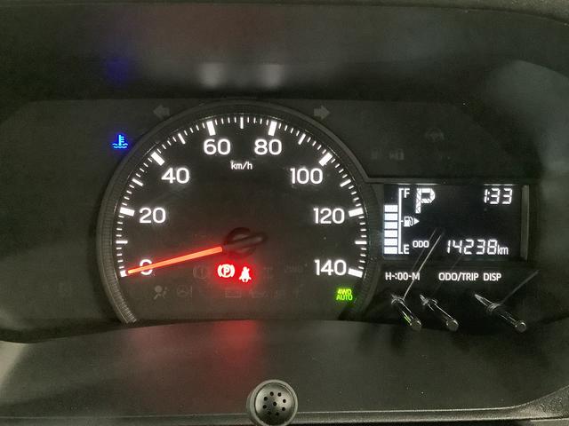 ハイゼットトラックスタンダード　４ＷＤ　ＣＶＴ　ワンオーナー　コーナーセンサー走行無制限１年保証　４ＷＤ　ワンオーナー　ＣＶＴ車　前後コーナーセンサー　ディスプレイオーディオ　ＤＶＤ　Ｂｌｕｅｔｏｏｔｈ　３方開　ゲートプロテクター　オートマチックハイビーム　アイドリングストップ（兵庫県）の中古車